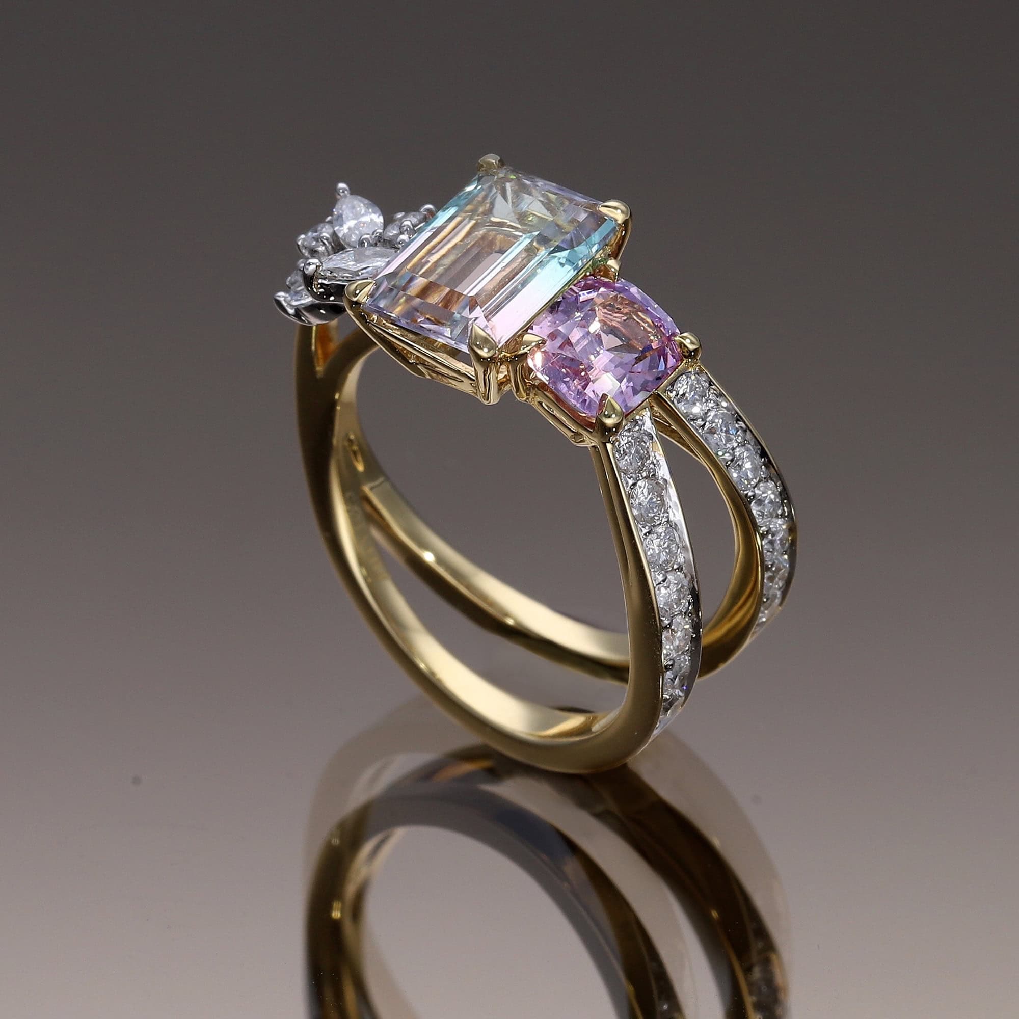 Bi-colour tourmaline ring