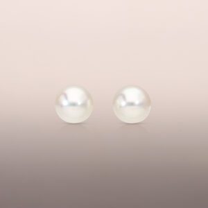 Akoya Pearl studs