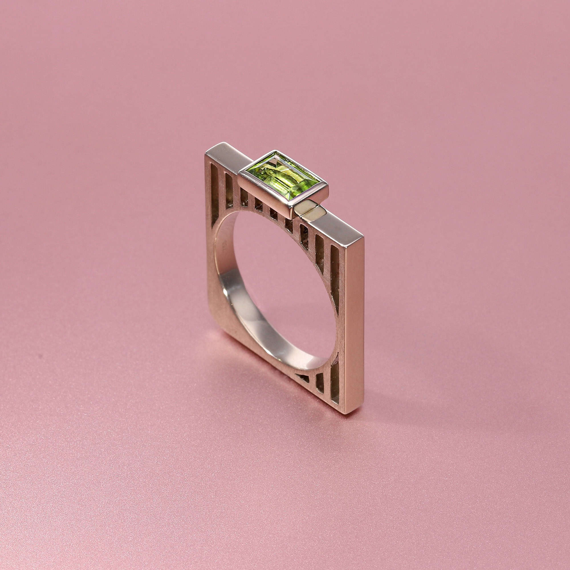 peridot square ring